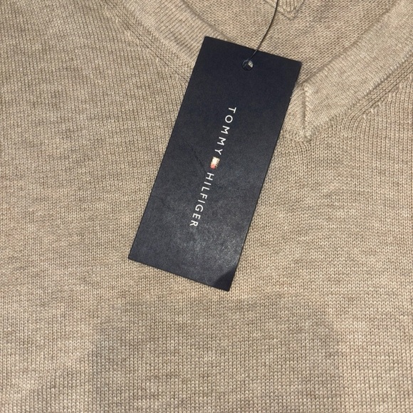 Tommy Hilfinger Cotton Sweater XXL Pullover V Neck NWT Toast Color Last Photo - Picture 4 of 16